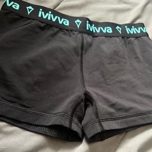 Ivivva Athletic Shorts!💙🖤